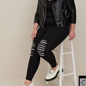 🆕️ 2X BLACK & WHITE GINGHAM PLAID DESTRUCTED BLACK PREMIUM LEGGINGS